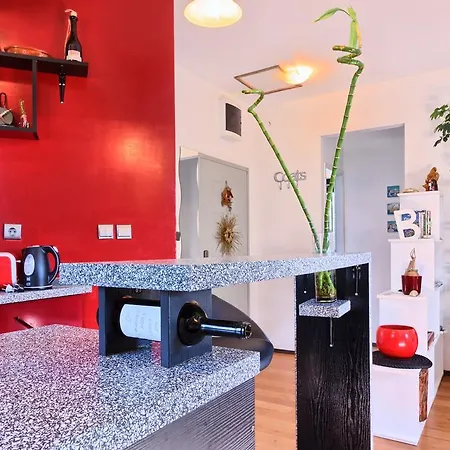 דירה Sunny Stone *