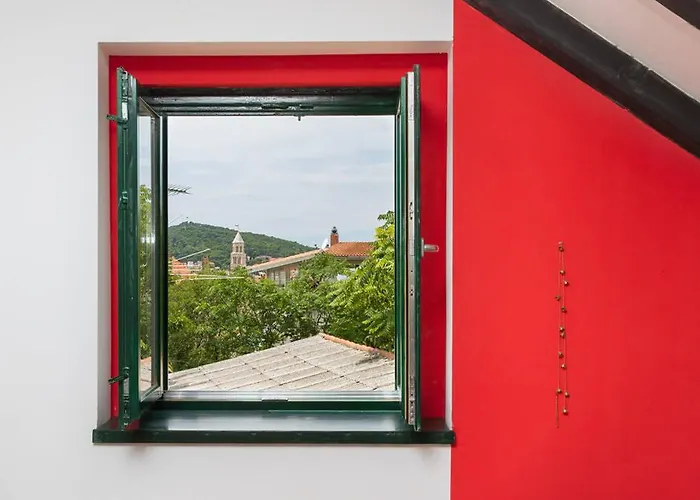 Apartment Sunny Stone Split