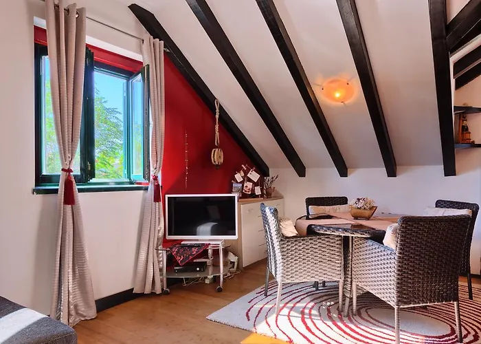 Apartment Sunny Stone