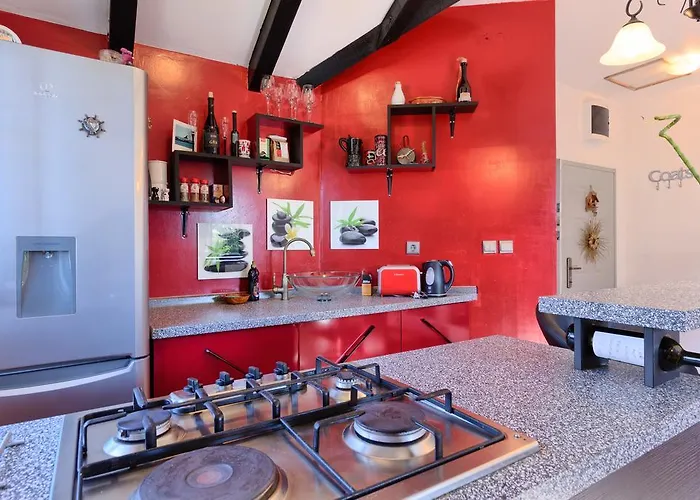 Apartment Sunny Stone Split